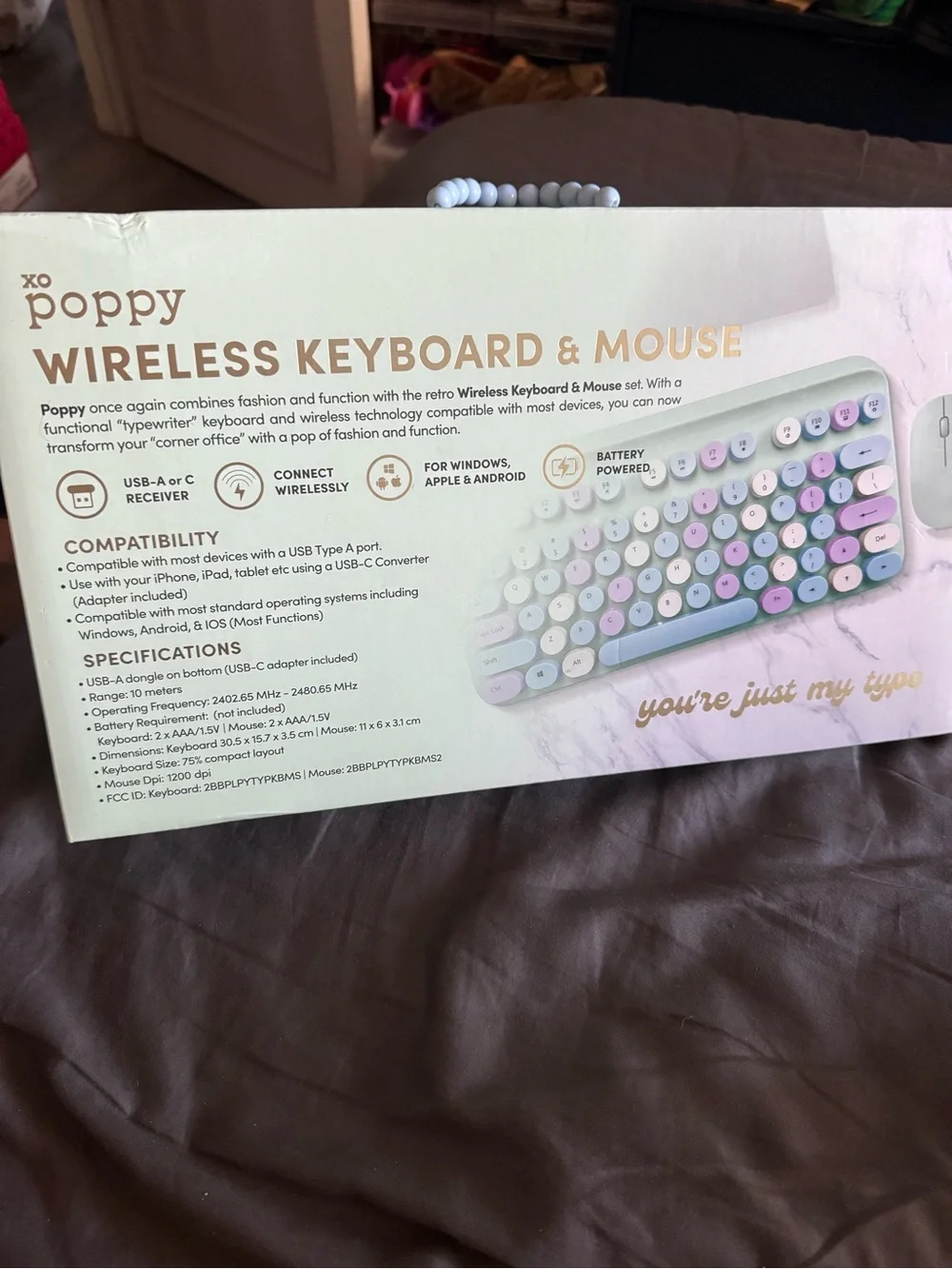 Poppy Pastel Wireless Keyboard & Mouse Set NWT Color is like a mint green